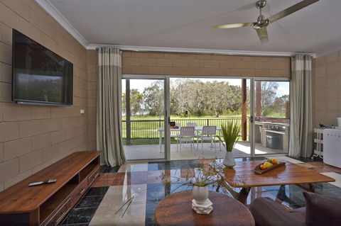 Estoy Cabarita - Accommodation Rockhampton 15