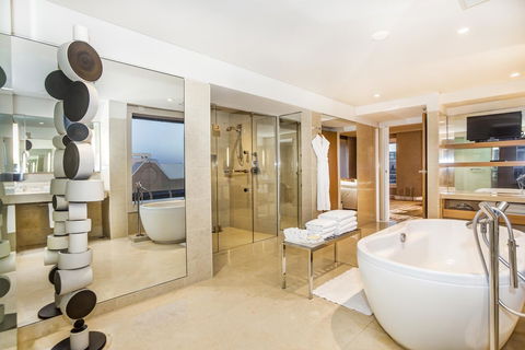 Hilton Sydney - Accommodation Rockhampton 13