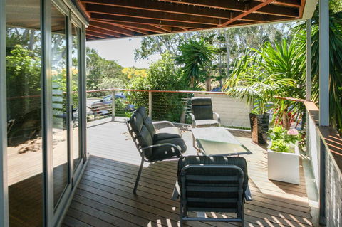 Valla's Beach House - Accommodation Rockhampton 14
