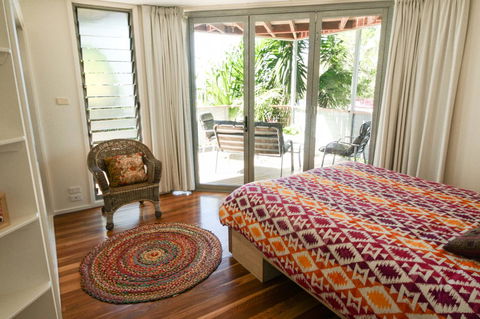 Valla's Beach House - Accommodation Rockhampton 16