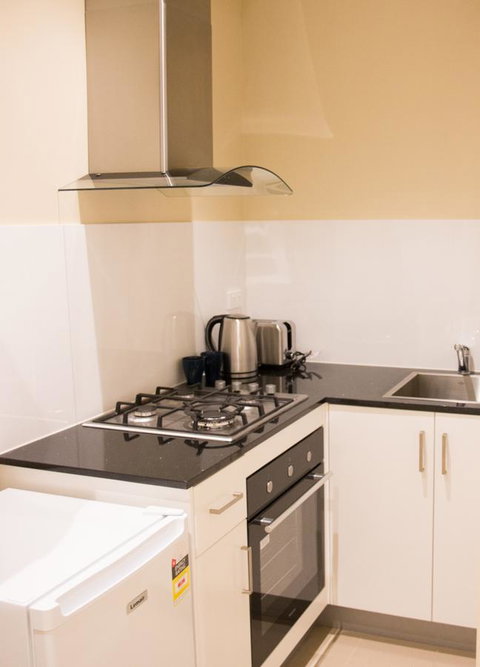 T&M HOUSE - Accommodation Rockhampton 13