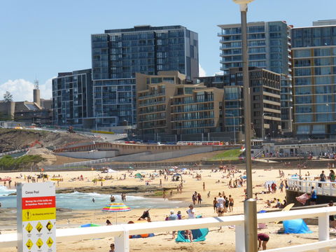 Arena Luxury Beachfront Apartment - Accommodation Rockhampton 13