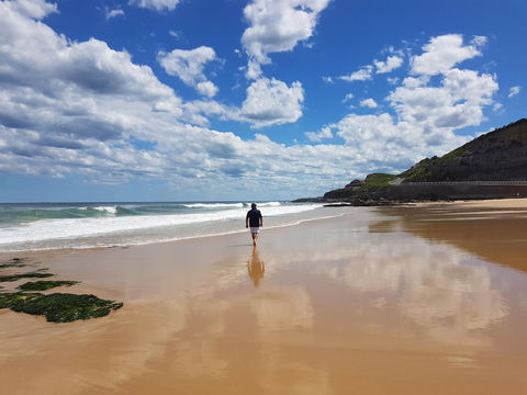 Arena Luxury Beachfront Apartment - Accommodation Rockhampton 0