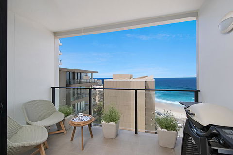 Arena Luxury Beachfront Apartment - Accommodation Rockhampton 14