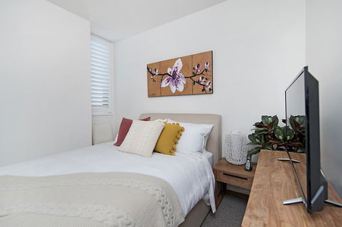 Arena Luxury Beachfront Apartment - Accommodation Rockhampton 24