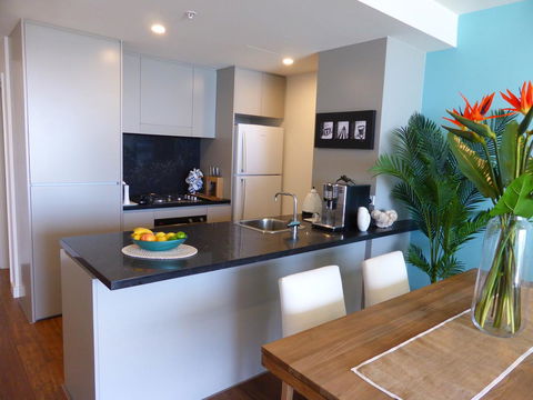 Arena Luxury Beachfront Apartment - Accommodation Rockhampton 17