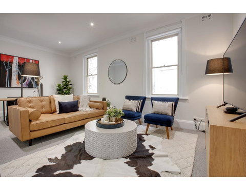 Large, Stylish And Quiet Penthouse Steps From Surf - Accommodation Rockhampton 0