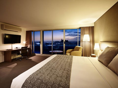 Hotel Urban St Leonards - Accommodation Rockhampton 4