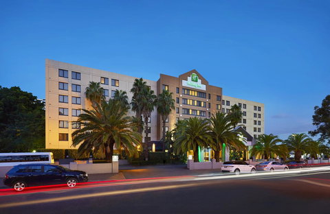 Holiday Inn Parramatta, An IHG Hotel - Accommodation Rockhampton 9