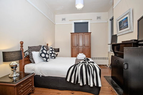 Sydney Harbour Bed And Breakfast - Accommodation Rockhampton 3