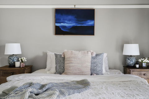 The Spa Cottage With HotTub, Netflix & Stan - Accommodation Rockhampton 9