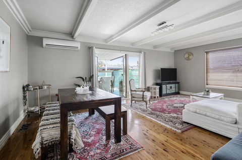 The Spa Cottage With HotTub, Netflix & Stan - Accommodation Rockhampton 23