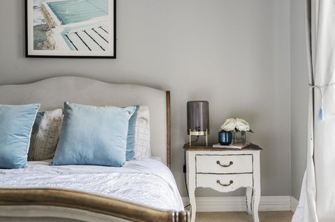 The Spa Cottage With HotTub, Netflix & Stan - Accommodation Rockhampton 0