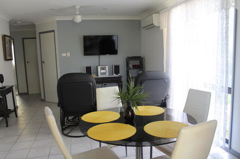 Ducati\'s B And B - Accommodation Rockhampton 13