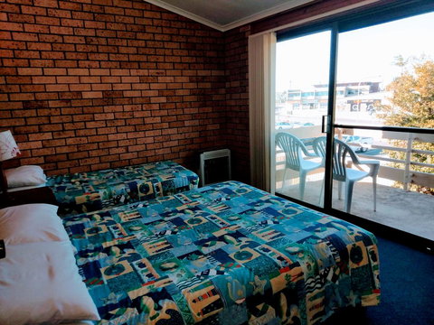 South Seas Motel - Accommodation Rockhampton 3