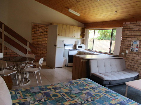 South Seas Motel - Accommodation Rockhampton 5