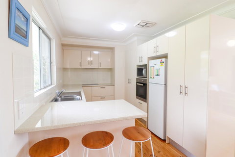 Coastal Horizons Beach House - Accommodation Rockhampton 5