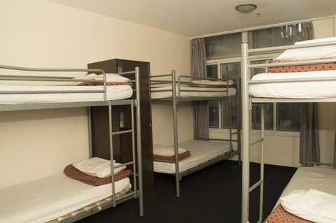790 On George Backpackers - Accommodation Rockhampton 3