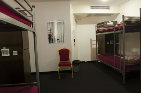 790 On George Backpackers - Accommodation Rockhampton 2