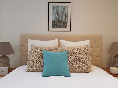 Private Room - Luxury Mosman Home - Accommodation Rockhampton 15