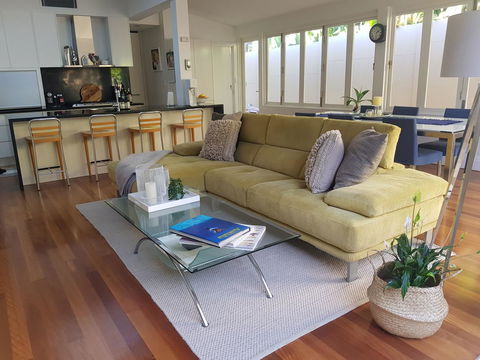 Private Room - Luxury Mosman Home - Accommodation Rockhampton 10