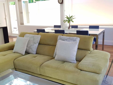 Private Room - Luxury Mosman Home - Accommodation Rockhampton 9