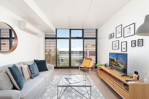 Newtown's Best Designer Apartment - Accommodation Rockhampton 0