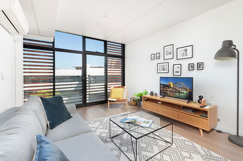 Newtown's Best Designer Apartment - Accommodation Rockhampton 6