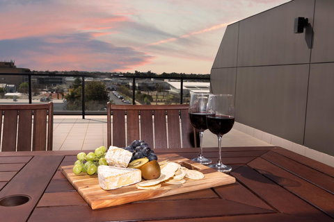 The Penthouse - Accommodation Rockhampton 32