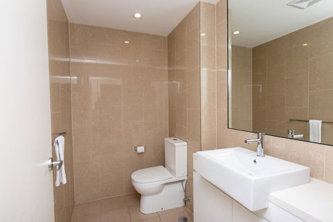 The Penthouse - Accommodation Rockhampton 28