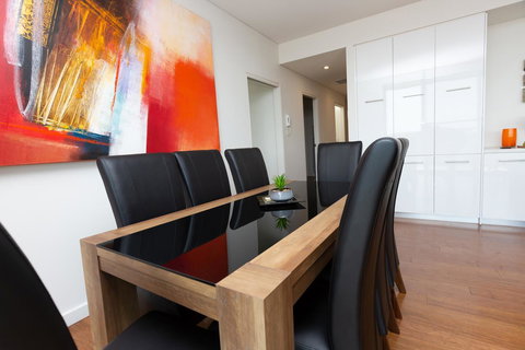 The Penthouse - Accommodation Rockhampton 7