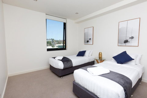 The Penthouse - Accommodation Rockhampton 18
