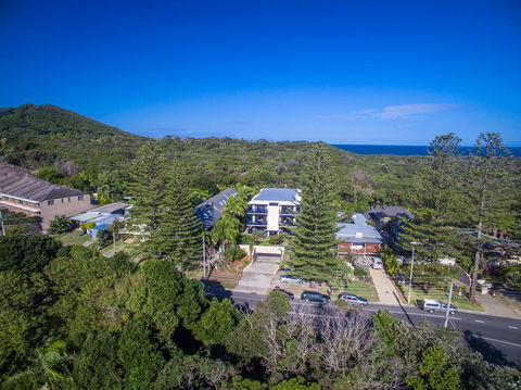 Cape Apartments - Accommodation Rockhampton 6