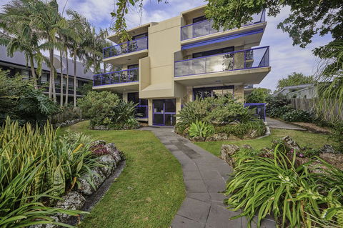 Cape Apartments - Accommodation Rockhampton 0