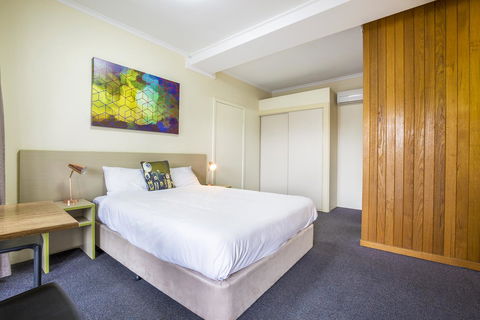 Boomerang Hotel - Accommodation Rockhampton 0