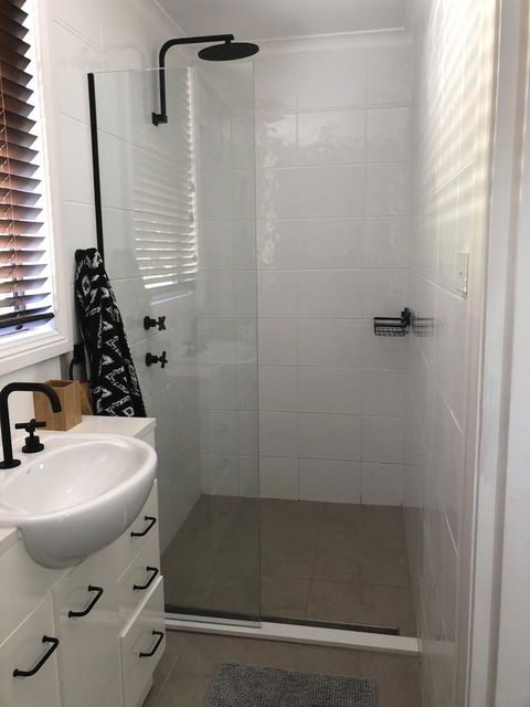 Chanticleer Gardens Barn Cottage With A Pool - Accommodation Rockhampton 24