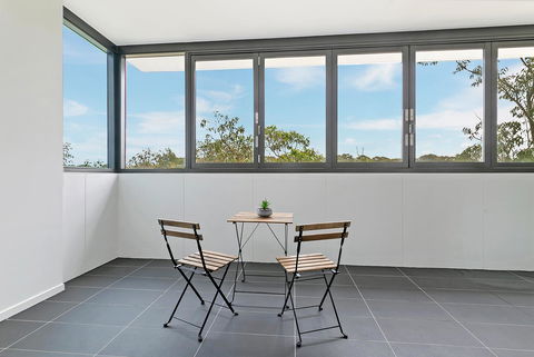 Stylish And Neat Two Bed Apartment In Wentworth Point - Accommodation Rockhampton 8