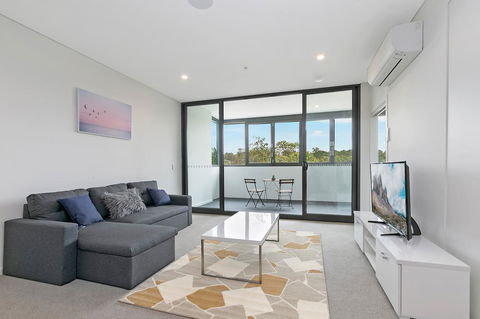 Stylish And Neat Two Bed Apartment In Wentworth Point - Accommodation Rockhampton 0