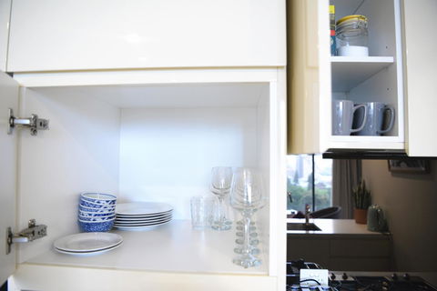 Sydney CBD Modern 2 Bedroom Apartment + Free Car Parking - Accommodation Rockhampton 23