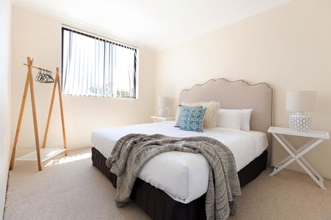 Stay In The Heart Of Randwick With Style - Accommodation Rockhampton 2