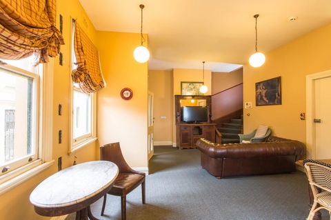 Australian Heritage Hotel - Accommodation Rockhampton 7