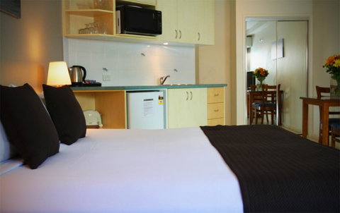 The Byron Beachcomber - Accommodation Rockhampton 8