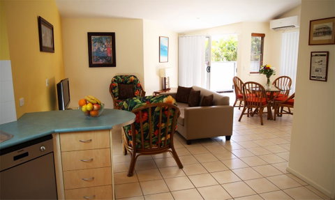 The Byron Beachcomber - Accommodation Rockhampton 25