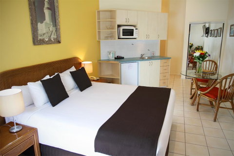 The Byron Beachcomber - Accommodation Rockhampton 18