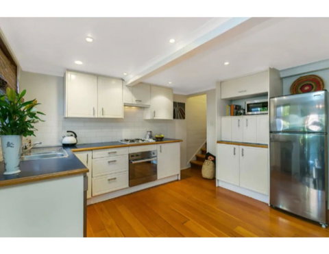North Sydney Historic Whalers Cottage - Accommodation Rockhampton 2