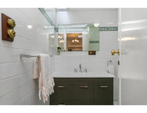 North Sydney Historic Whalers Cottage - Accommodation Rockhampton 9