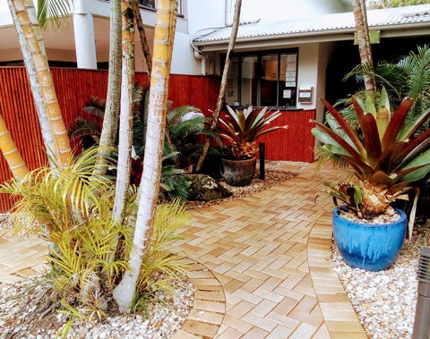 Outrigger Bay - Accommodation Rockhampton 1