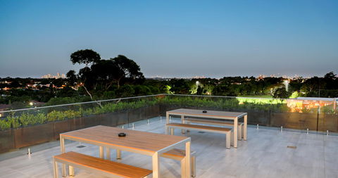 Studio 8 Residences - Adults Only - Accommodation Rockhampton 6