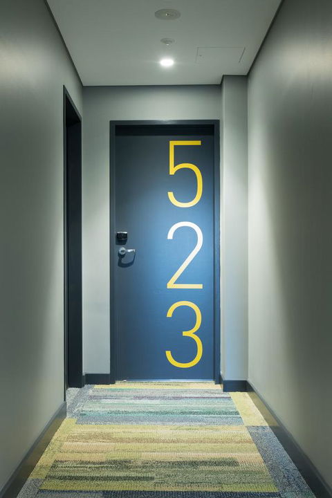 Studio 8 Residences - Adults Only - Accommodation Rockhampton 20