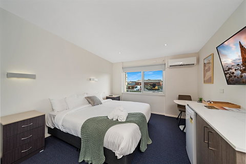Carlton Suites - Accommodation Rockhampton 2